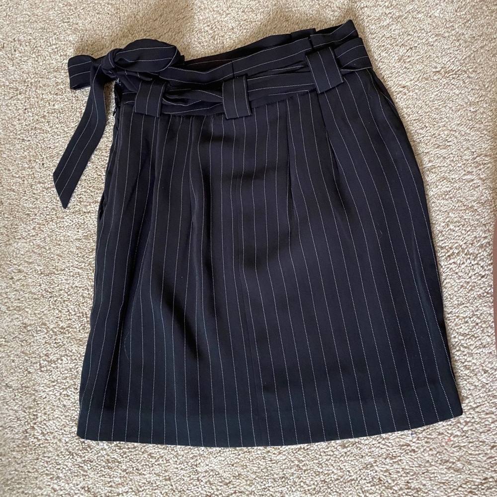 Short business pencil skirt